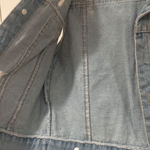 Pearls Jean vest  - Picture 8 of 14